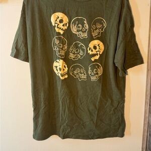 SHEIN olive Skull Graphic Tee